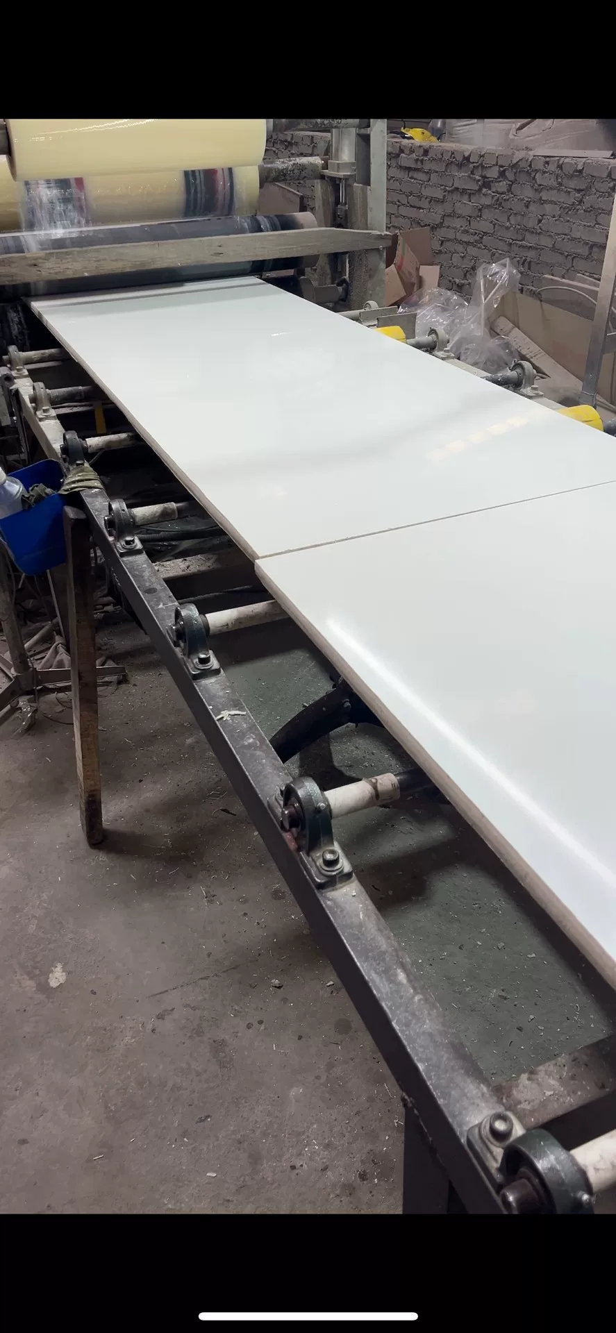 Quartz slab lot in warehouse