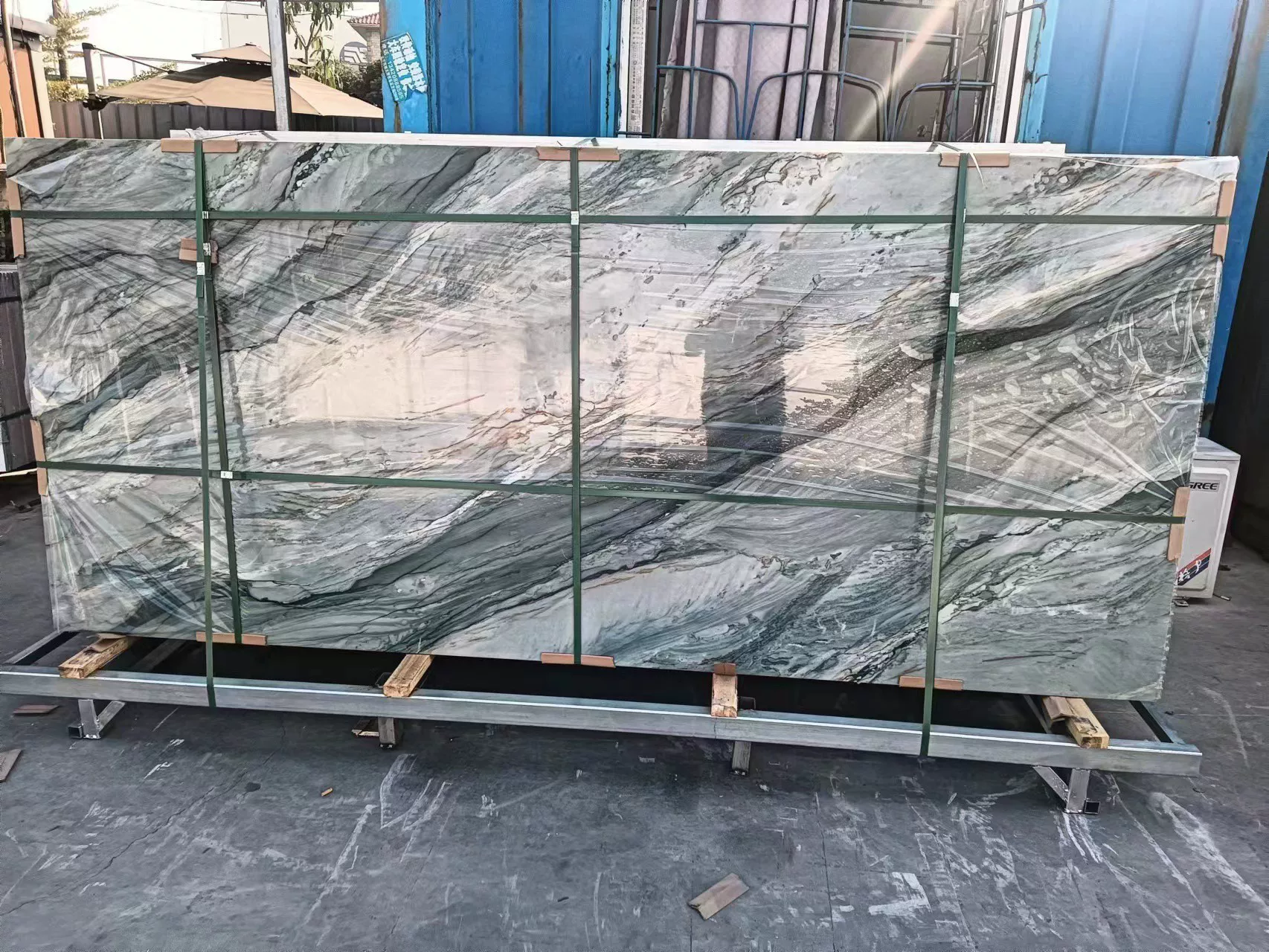 Sintered stone slab stock lot - 900x2700x9mm