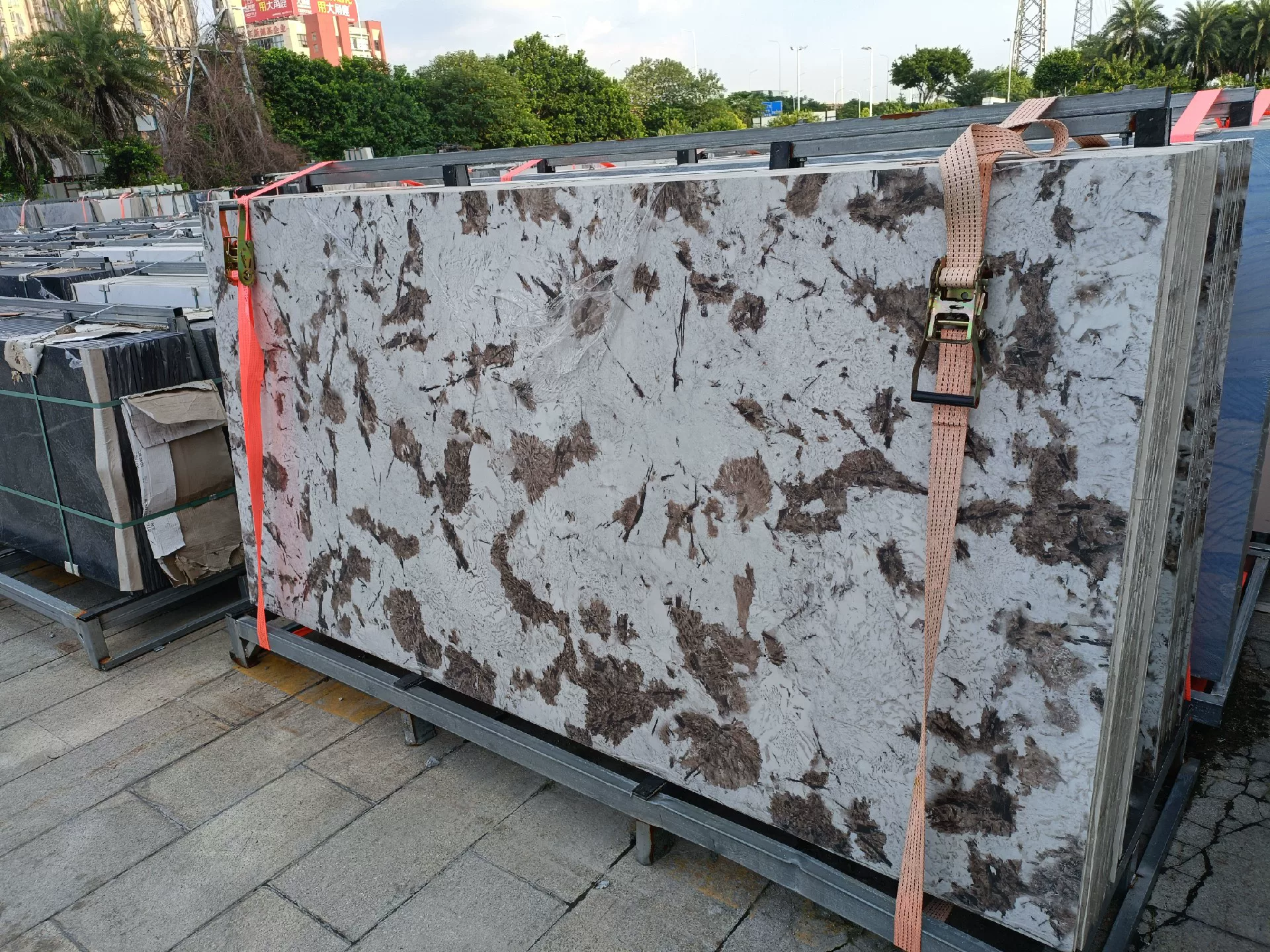 Sintered stone slab 1200x2400mm 9mm stock lot