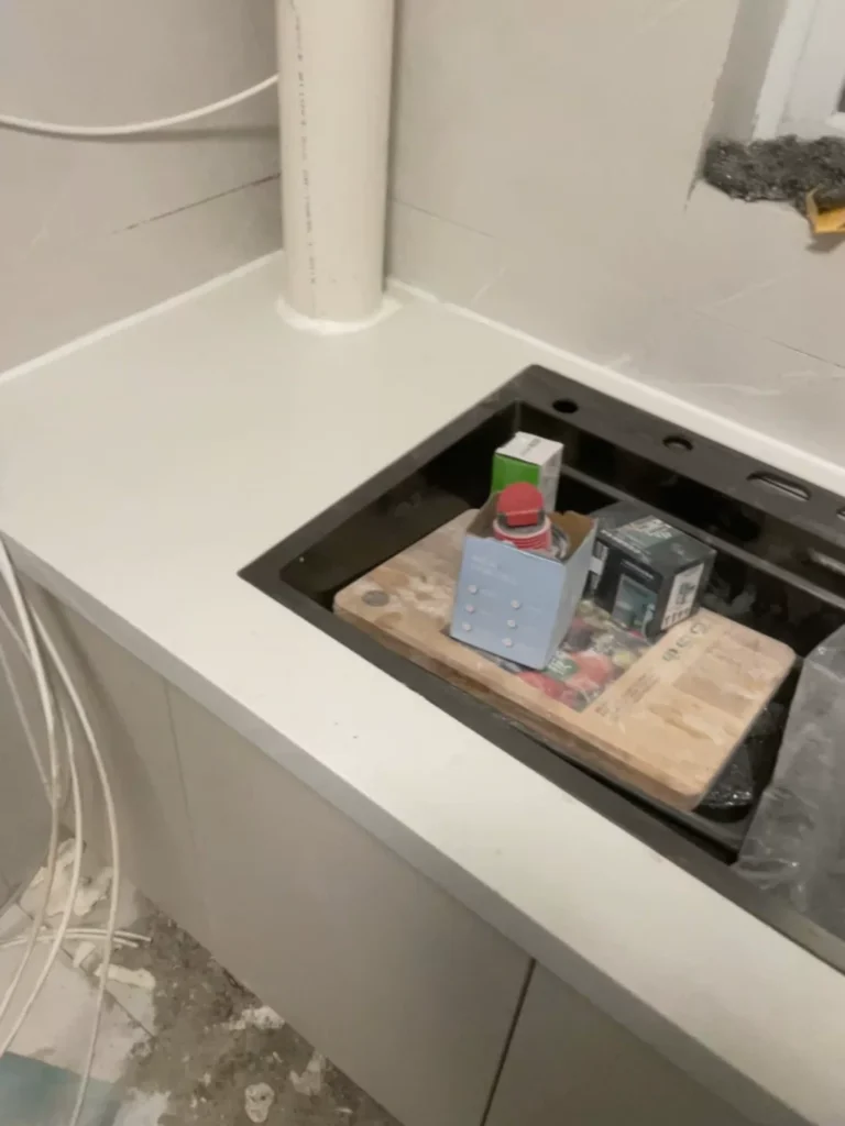 Quartz stone countertop panel