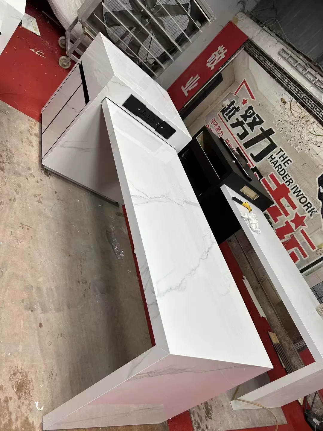 Sintered stone kitchen island unit alternate angle