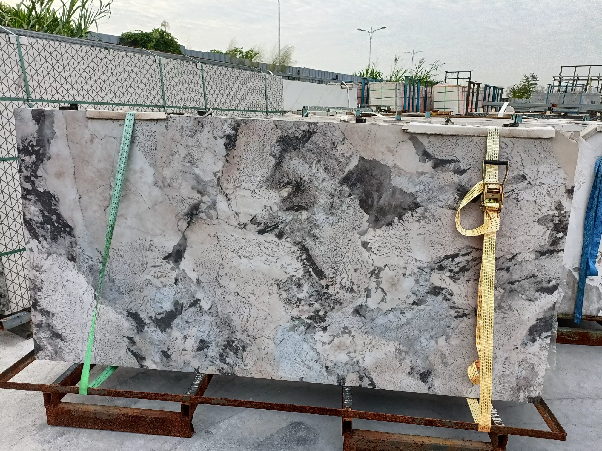 Sintered stone slab 1200x2400x9mm stock view