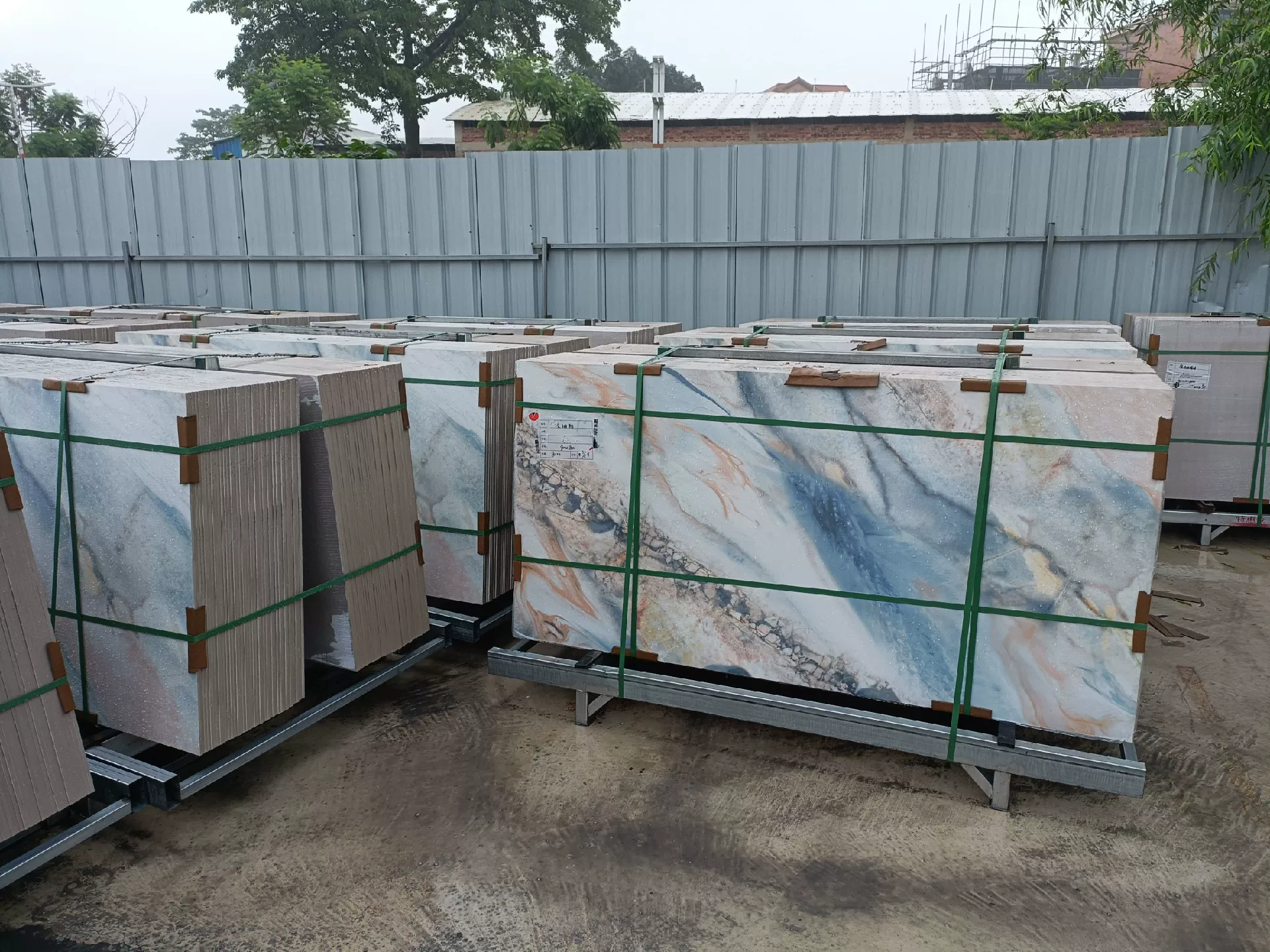 Sintered stone slab inventory