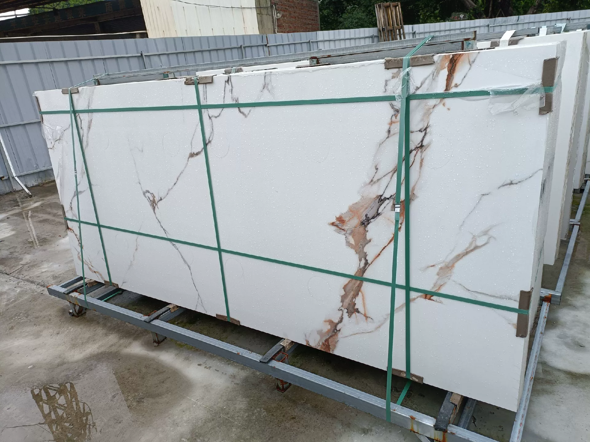 Fish Belly Gold sintered stone slab, 1200x2700x9 mm, stock lot