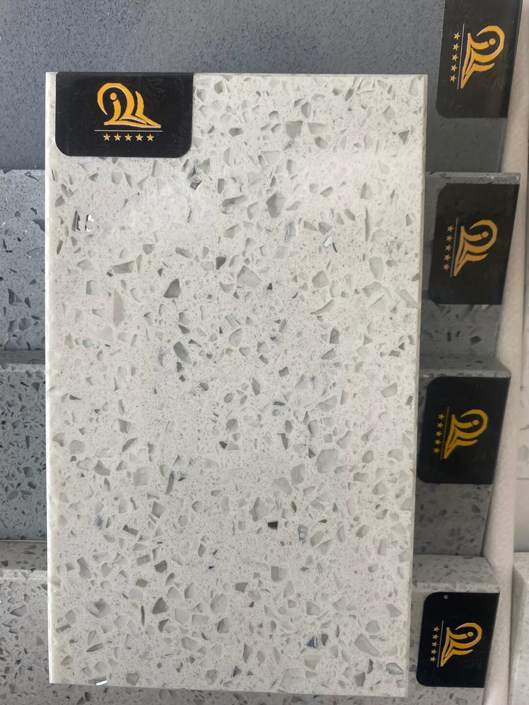 Quartz stone slab