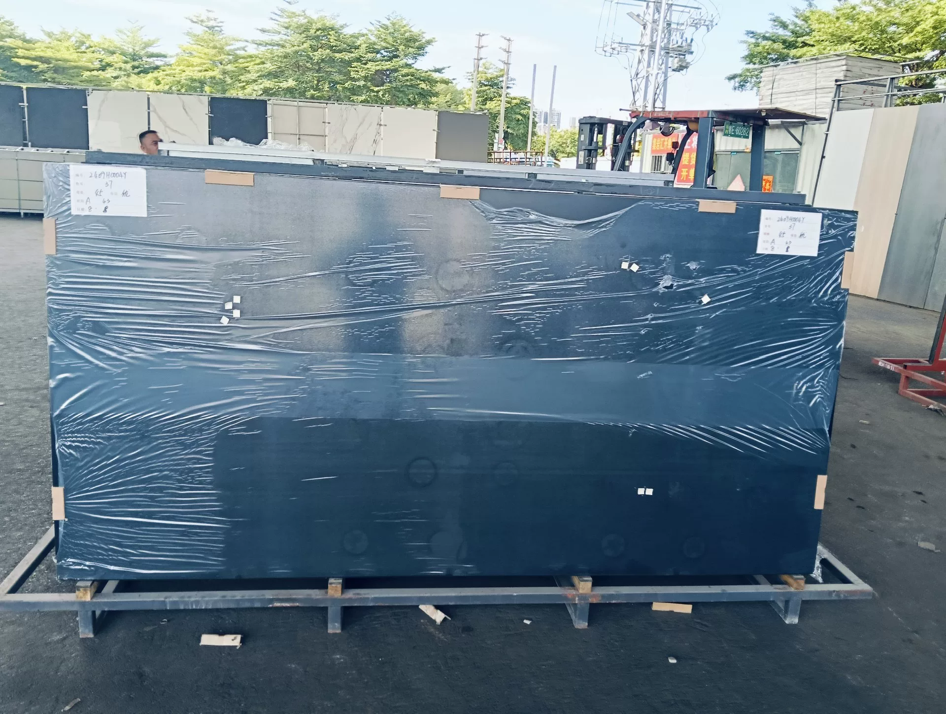 Black sintered stone slab, fine matte or glossy finish