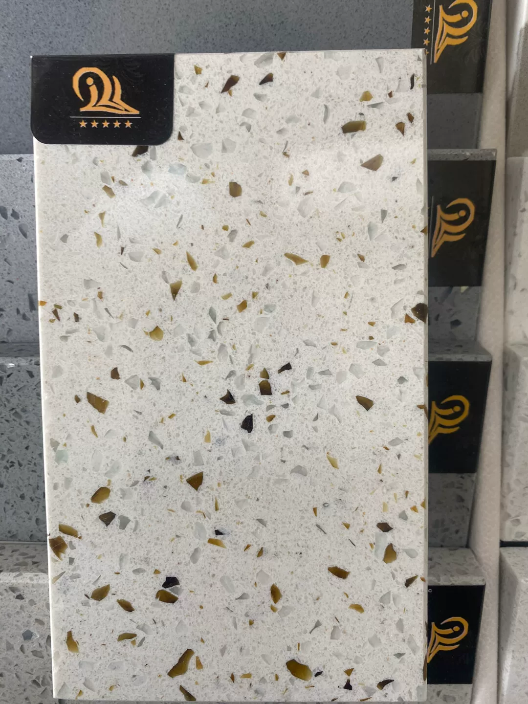 Quartz stone slab