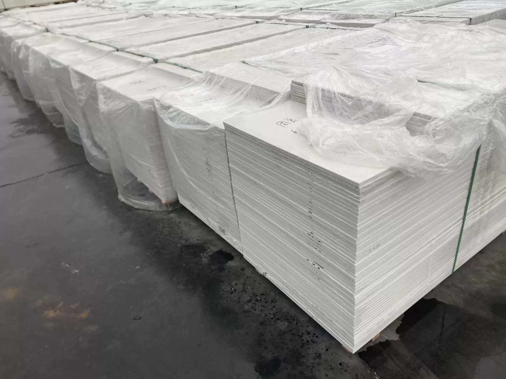 Quartz stone slab stock lot