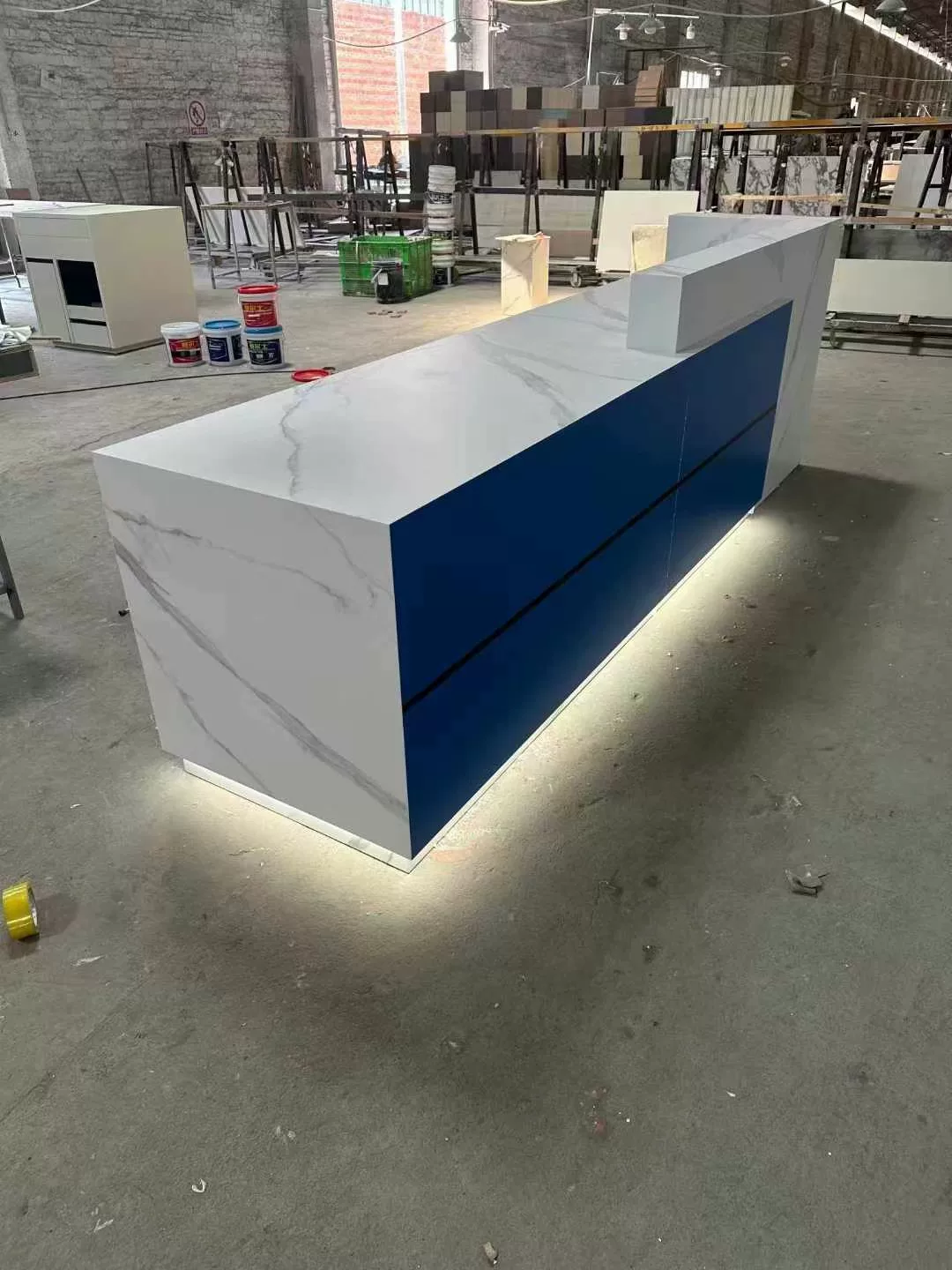Kitchen island unit view 5