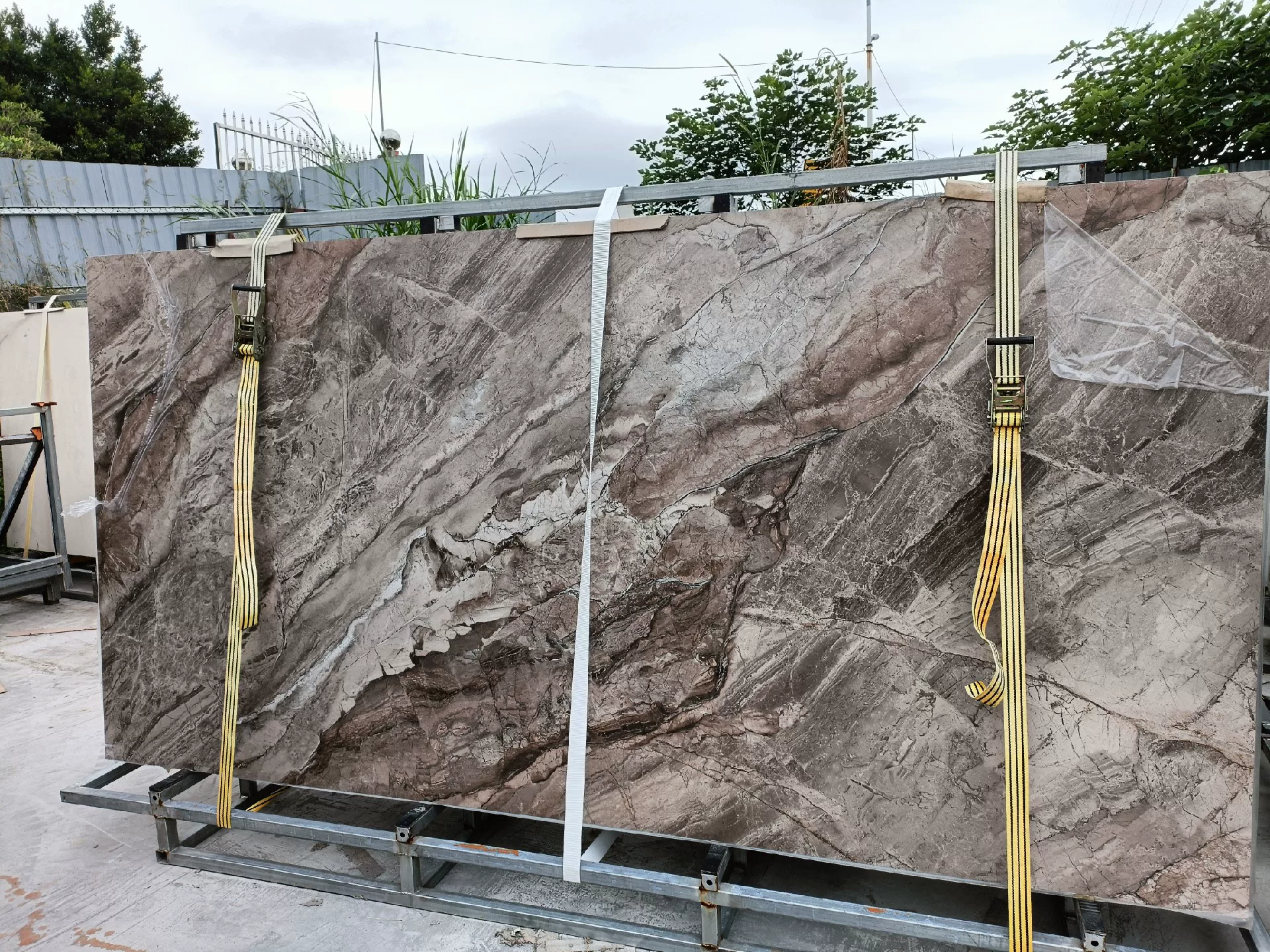 Dongpeng sintered stone slab 1600x3200x12mm stock lot
