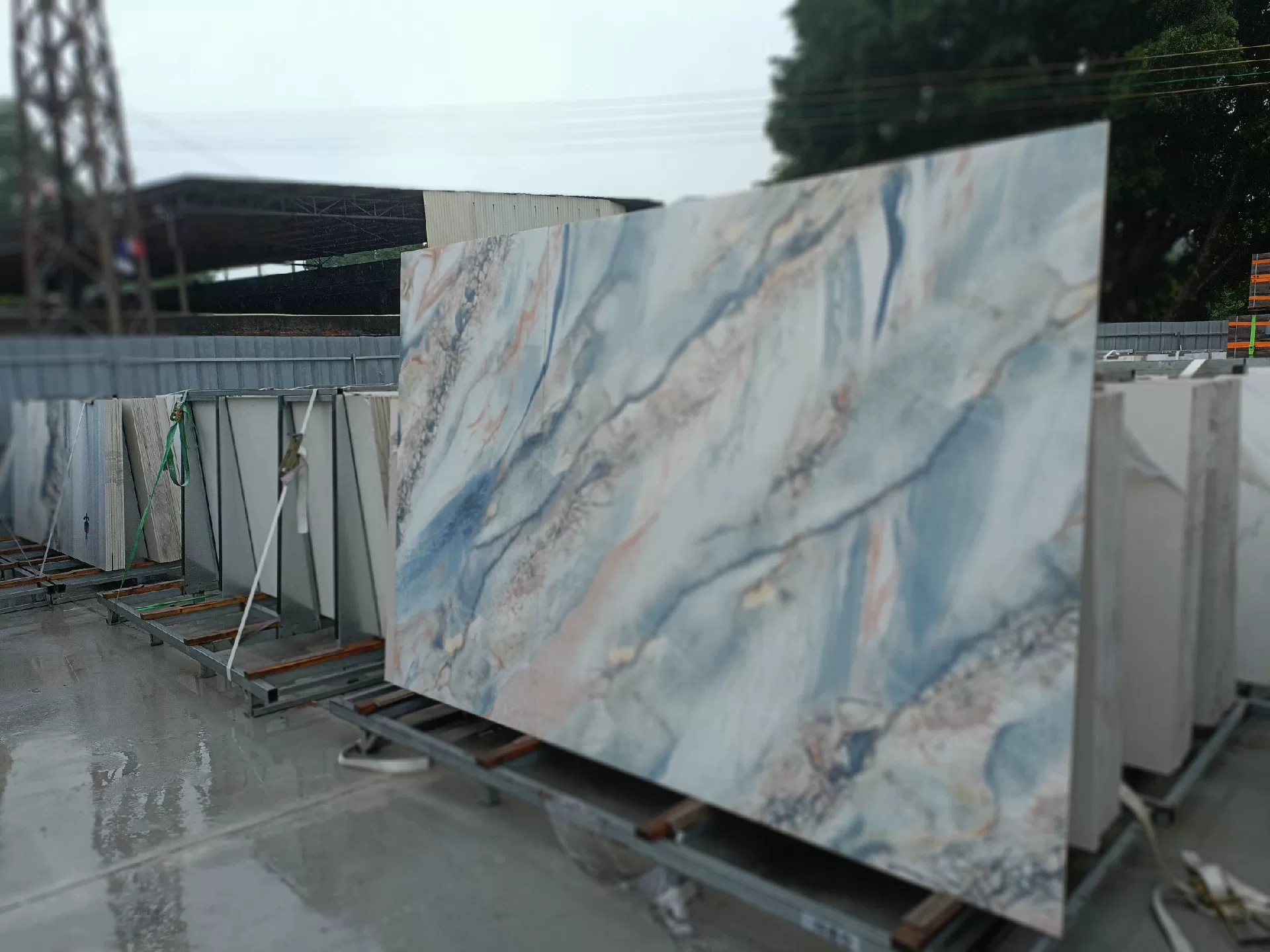 Sintered stone slab stock pallet