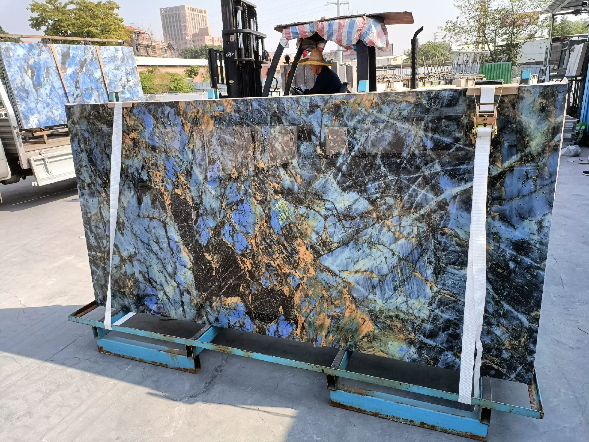 Sintered stone slab 1200x2400x9mm stock lot