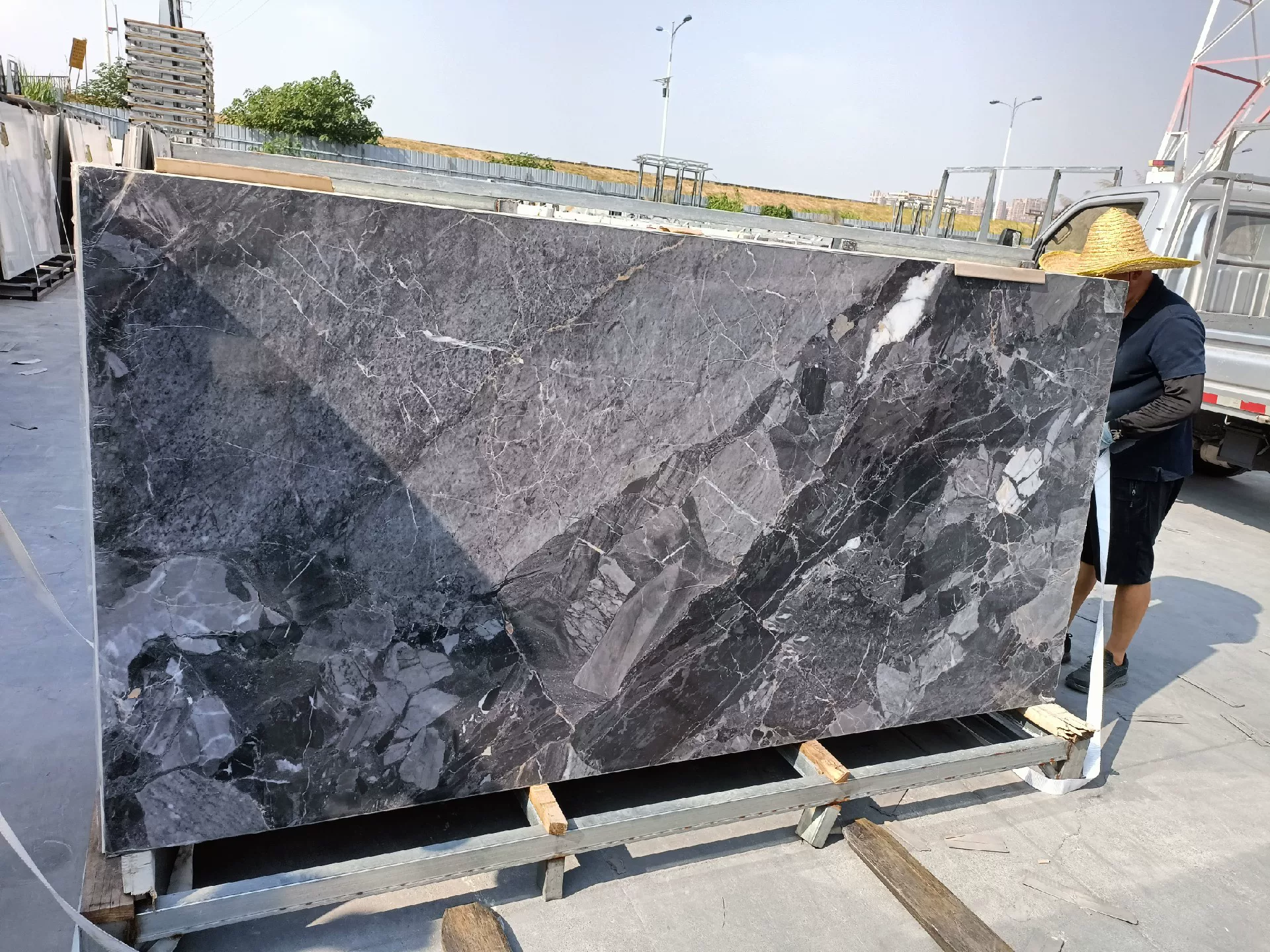Sintered stone slab 1200x2400x9mm stock lot