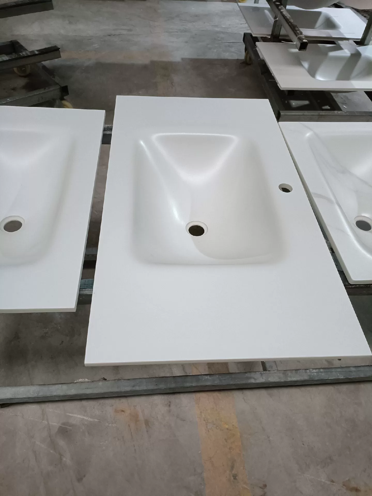 Sintered stone sink basin