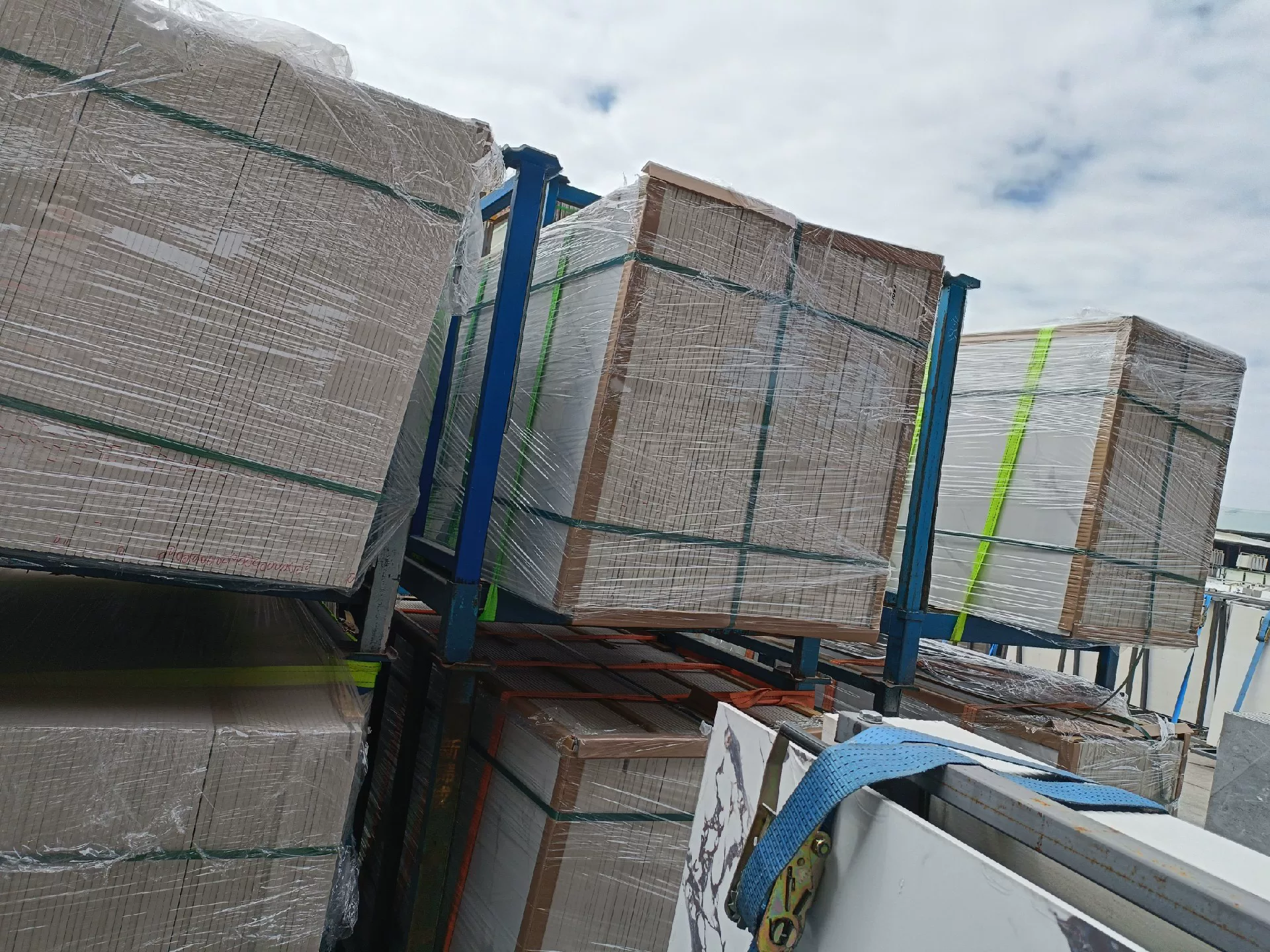 Packaging or pallet view
