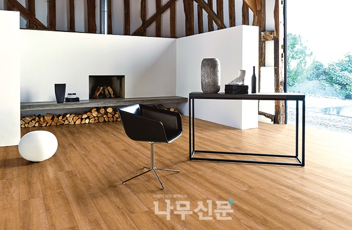 LG Hausys Launches 'Prestige' Commercial Tile Flooring