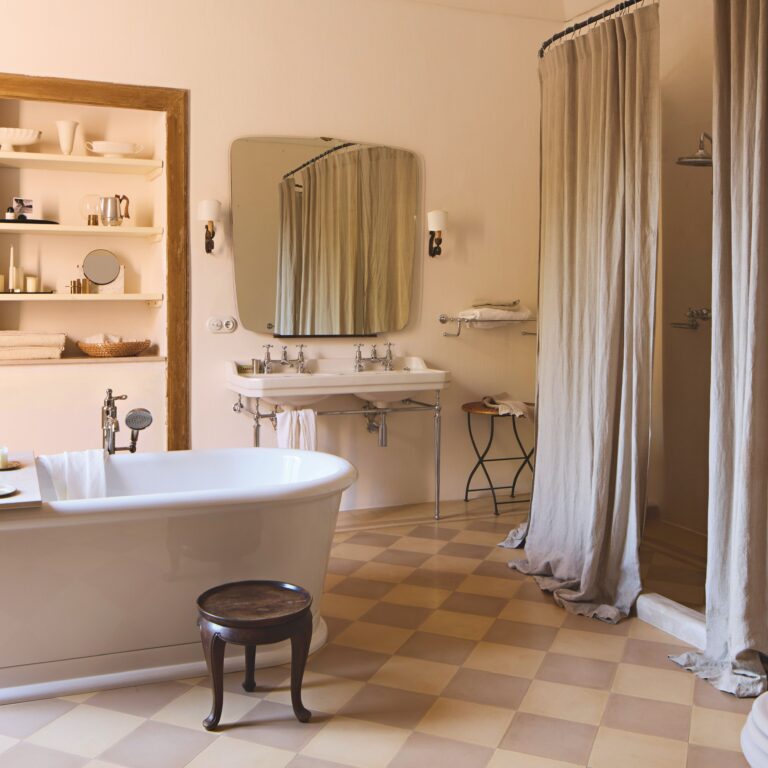 [Italy] The Latest Bathroom Design Trends: 11 Ideas You’ll See in 2026 According to Experts