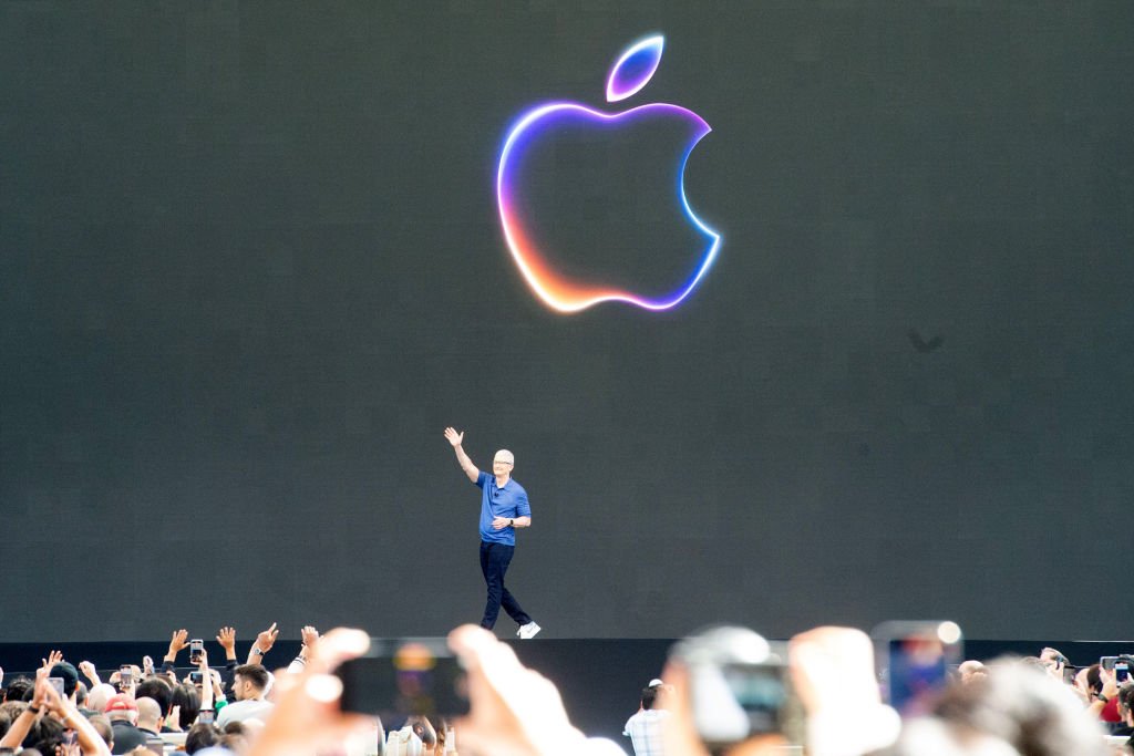 Tim Cook Stepping Down as Apple CEO, John Ternus to Take Over
