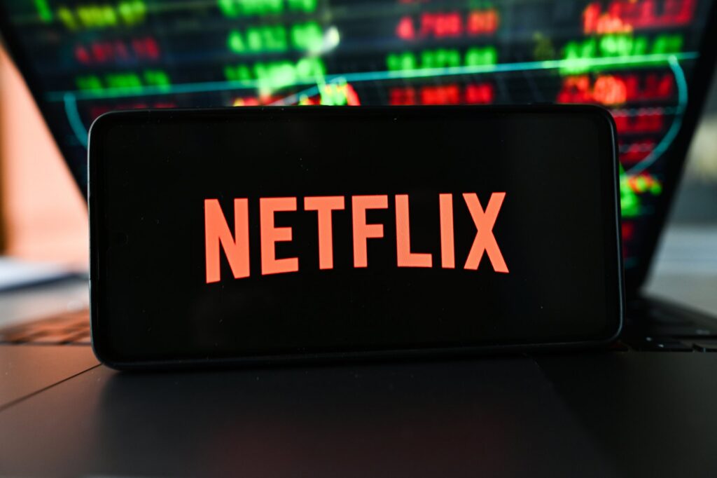 Netflix stock falls after weak earnings forecast, Reed Hastings exit