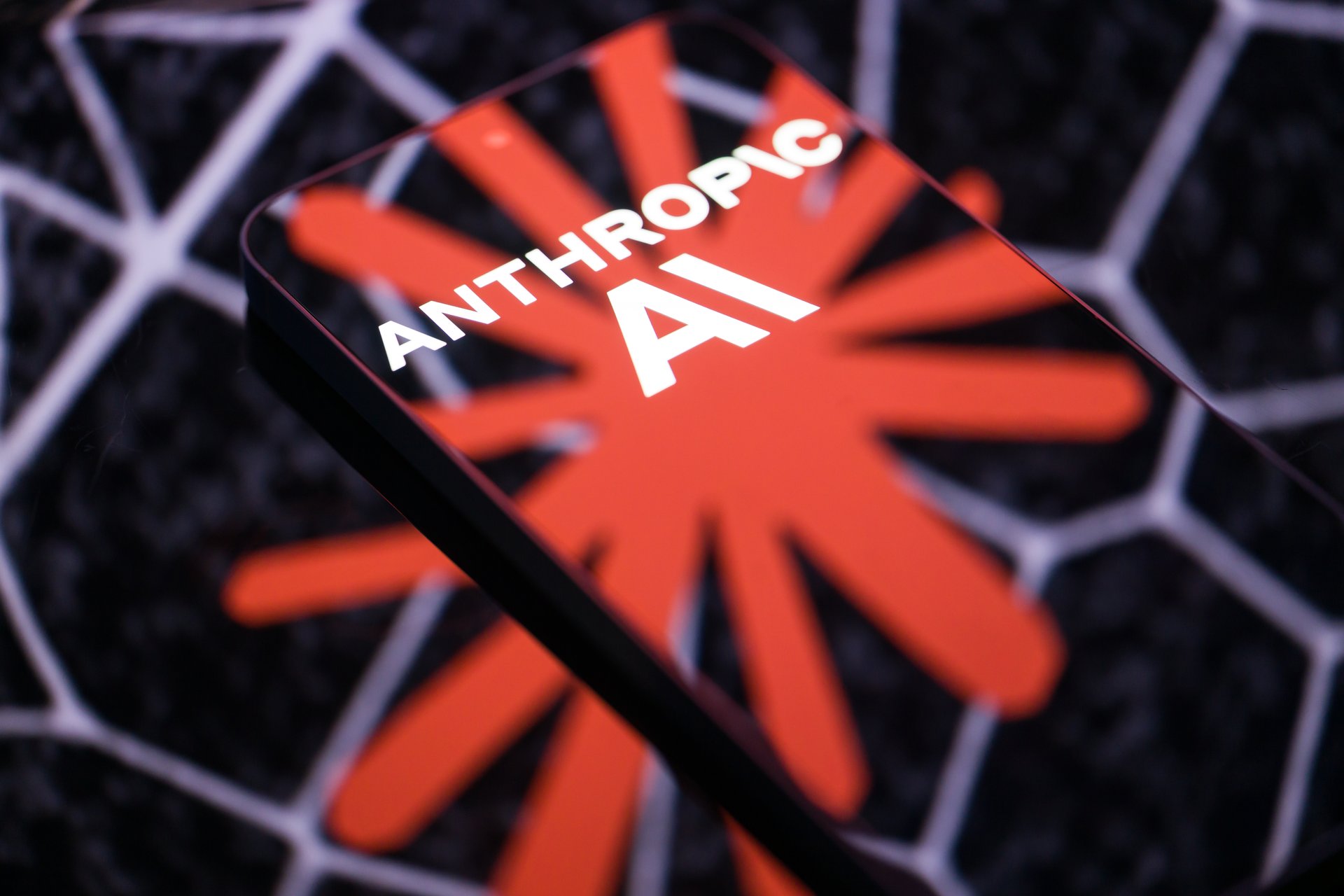 Anthropic Launches Claude Design, an AI Tool for Creating Slides and Prototypes