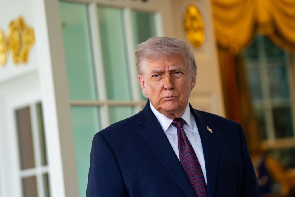 Trump Pressures Companies Not to Seek Tariff Refunds: 'I Will Remember'