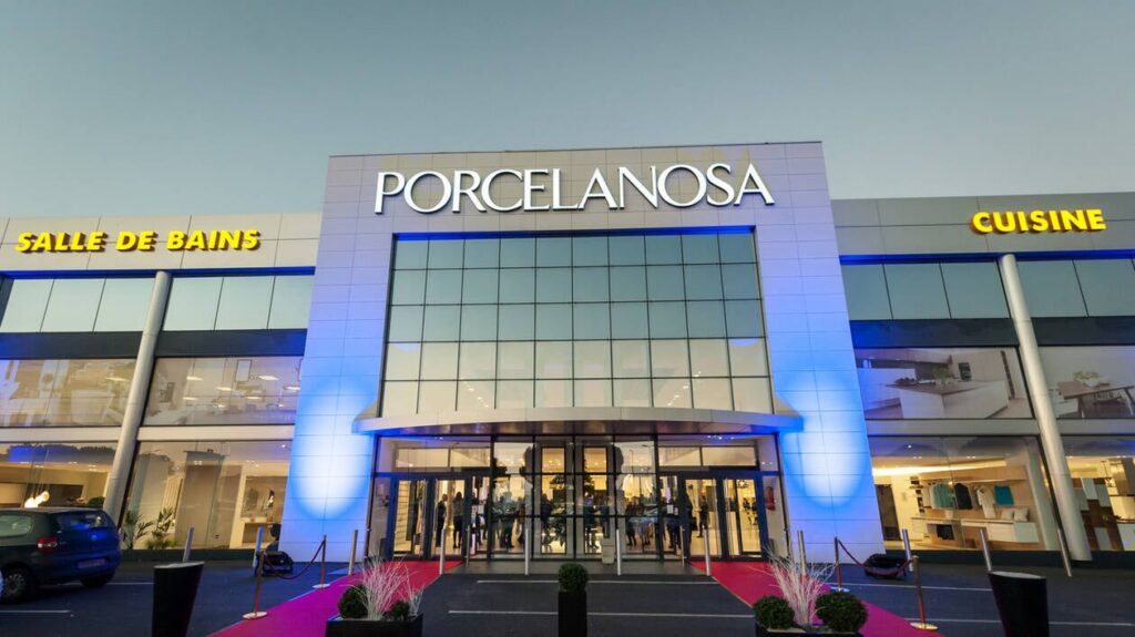 Distribution: Porcelanosa Opens New Stores in Western France with 'Associates'