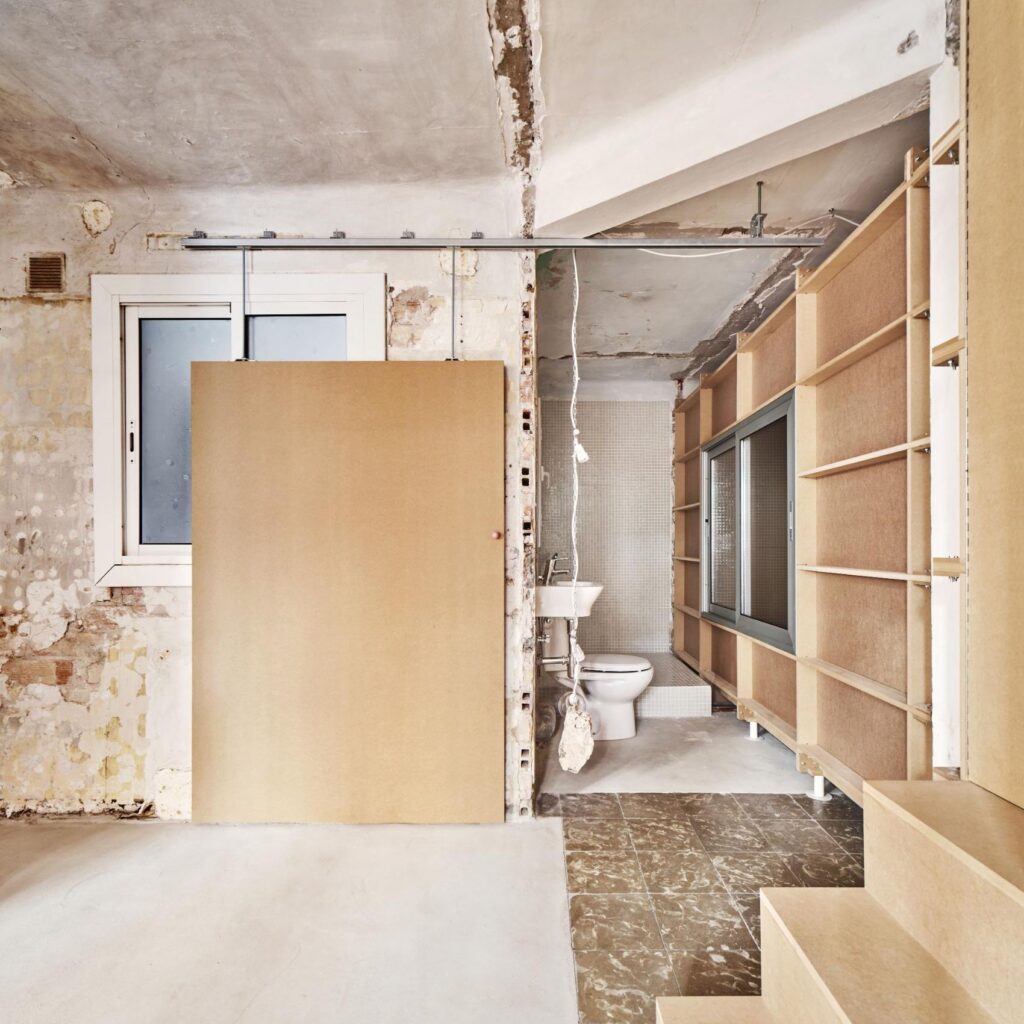 [Spain] 13 Examples of ‘Raw’ Walls: An Aesthetic, Economical, and Sustainable Trend