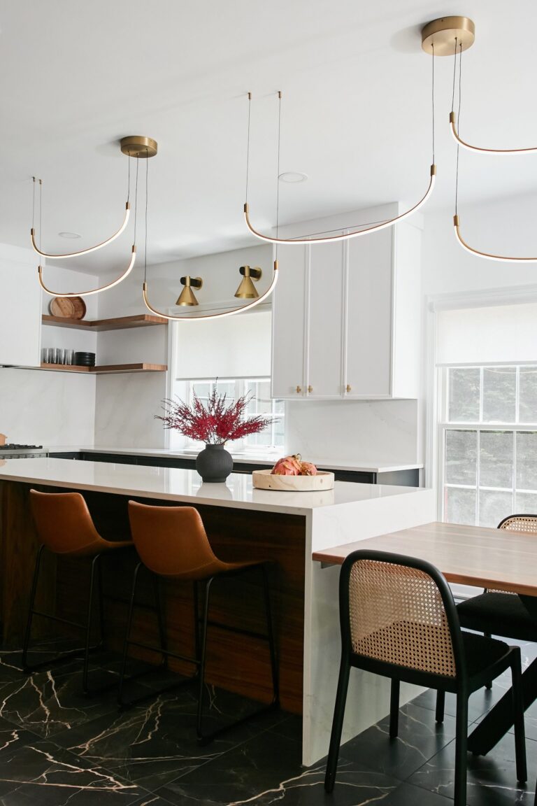 [United States New ] Builder-Grade Kitchen Gets Opulent Update