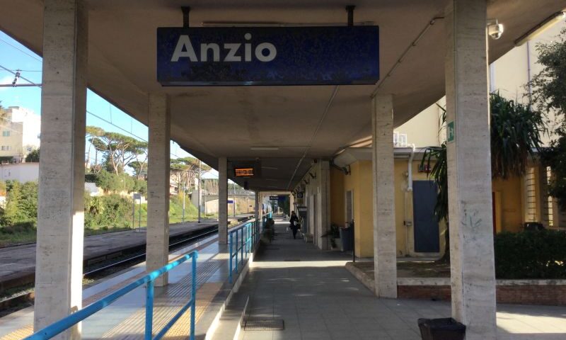 Treni serali d'estate da Roma per Anzio, il Comune ci prova ma...