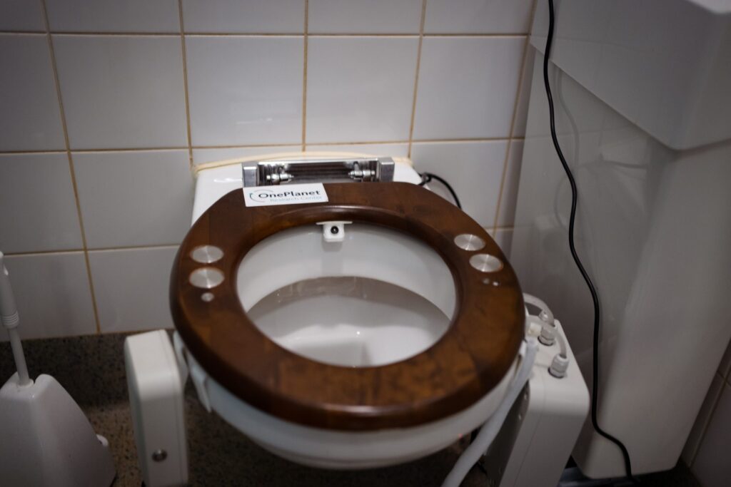 Smart Toilets Measure Hydration Levels of Walkers: 'Over 20 Percent Arrive Dehydrated'
