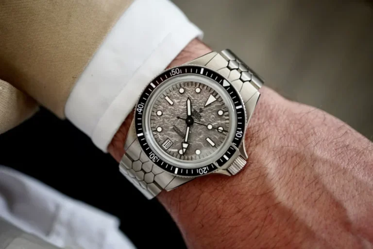 [France Morteau] Yema Superman Titanium MoonTide: The French Diver Changes Skin with Titanium